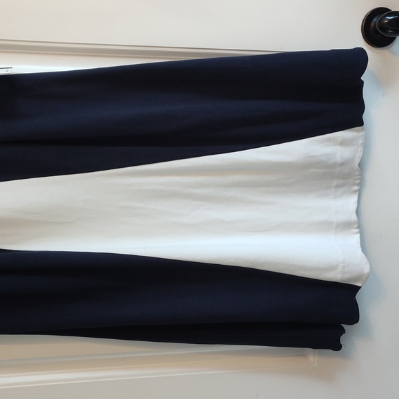 Crown & Ivy Woman Dress - Picture 3 of 9